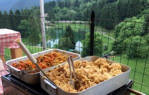 Sagra di San Barnaba a Laghi, ricco stand gastronomico e spettacolo pirotecnico