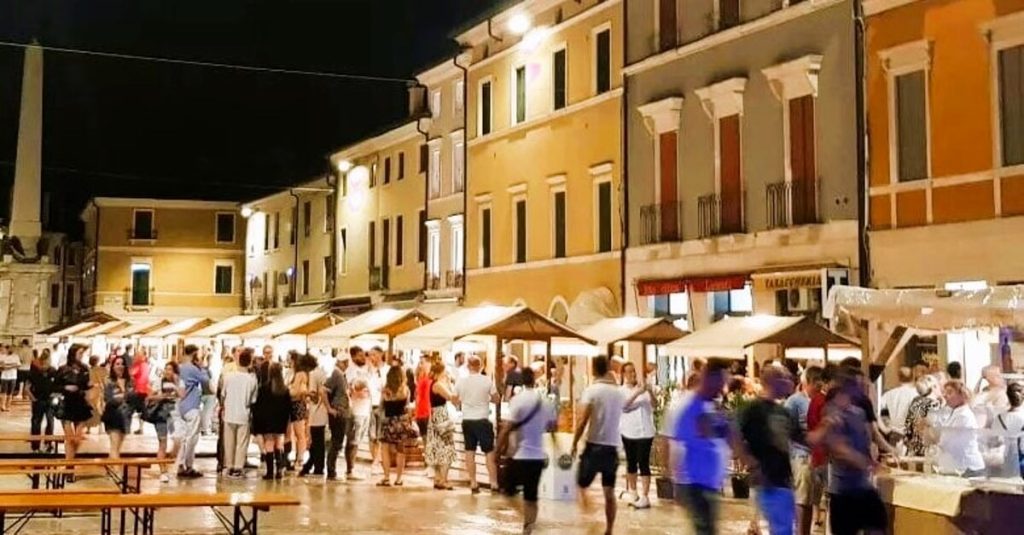 Calici di stelle a Lonigo: vino, cibo, spettacoli