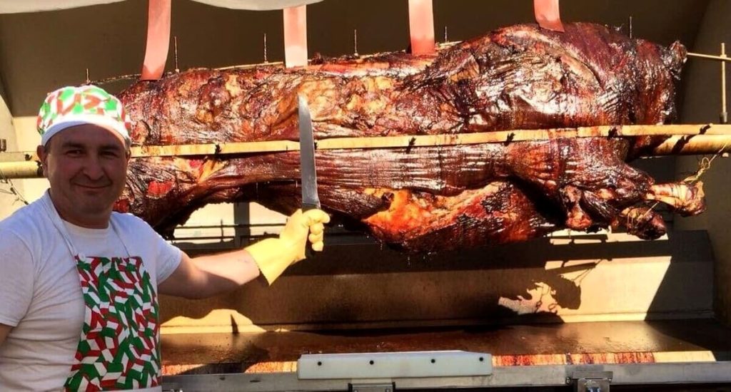 Sagra del Prezioso, specialità toro allo spiedo