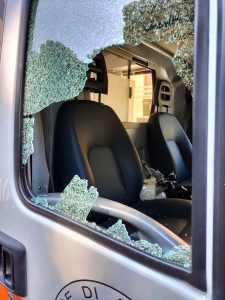 Ambulanza bersaglio dei vandali: "Per una bravata ne pagheranno i bisognosi"