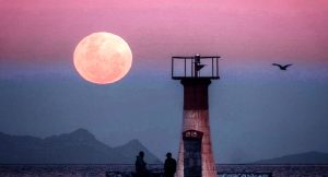 Arriva la doppia Super Luna piena di agosto