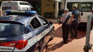Polizia locale in aiuto di un’anziana turista tedesca in visita a Vicenza