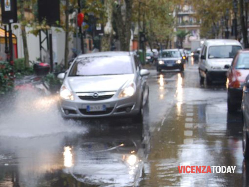 Pioggia e grandine, prolungato lo stato di allerta in Veneto