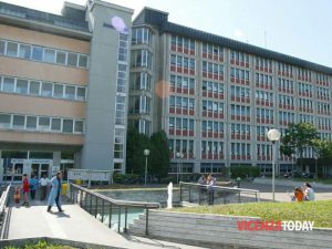 Primario di Neurologia lascia il San Bortolo, l'allarme di Uil Vicenza: "Continuiamo a perdere i pezzi"