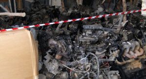 Autodemolizione abusiva, sotto sequestro capannone di una carrozzeria