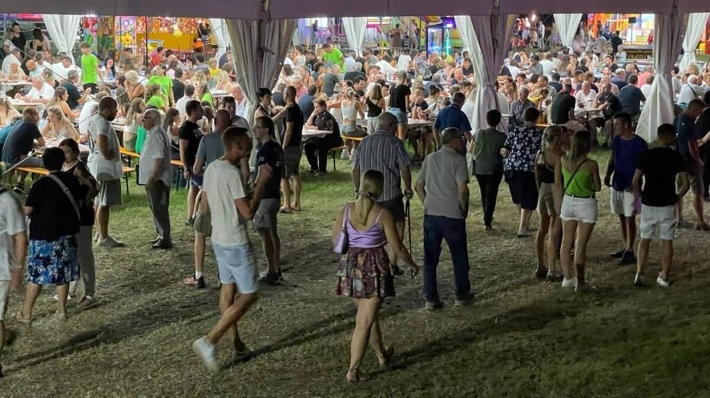 Antica Sagra "Peschiera dei Muzzi" con grande stand gastronomico