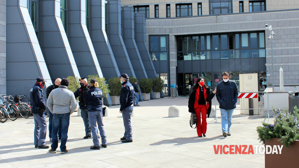 Ucciso dopo avergli impedito il suicidio: dopo l'accusa il giallo
