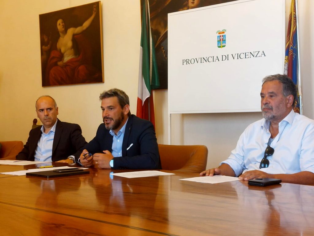 Sette milioni di euro ai Comuni per strade più sicure: contributi per 26 opere nel 2023