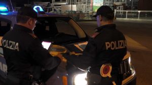 Giovane molestata al bar, pluripregiudicato espulso dopo denuncia e Avviso orale