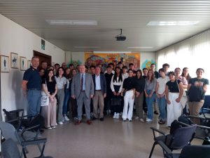 Il questore incontra gli studenti: a "lezione" di leadership