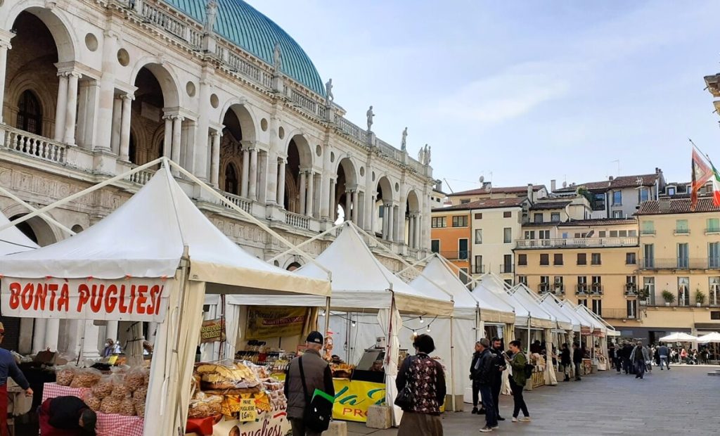 Bell’Italia, mostra mercato di gastronomia in Piazza dei Signori