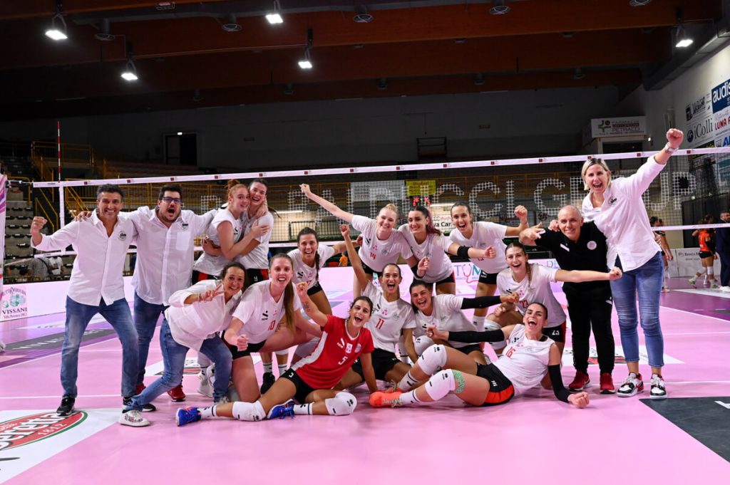 A2. Montecchio si regala un esordio da sogno: a Macerata vittoria per 3-1 in rimonta