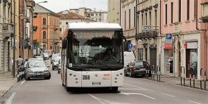 Autobus, nuovo capolina e parcheggio per la Linea 20 Centrobus