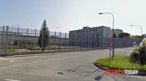 Agenti aggrediti in carcere, ennesimo episodio denunciato al Filippo del Papa