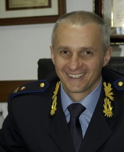 Polizia locale, il comandante Scarpellini se ne va: addio per nulla indolore