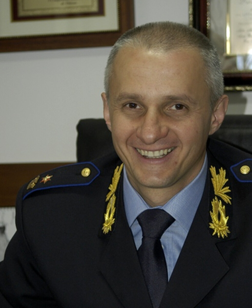 Polizia locale, il comandante Scarpellini se ne va: addio per nulla indolore