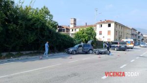 Schianto auto-scooter: due feriti
