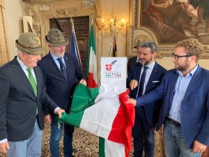 Adunata Alpini 2024, svelato il logo