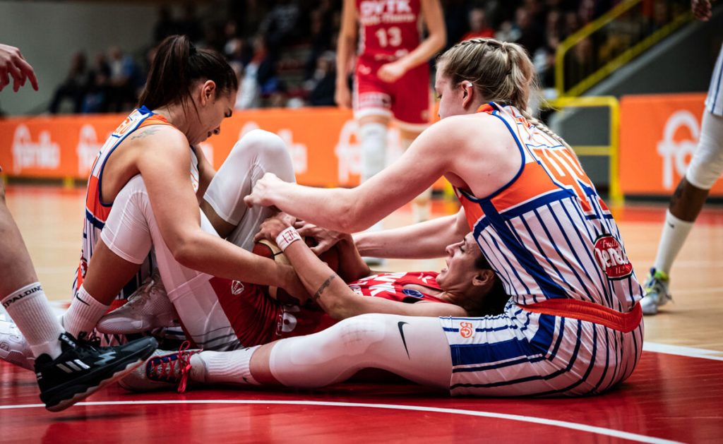 Euroleague Women, primo stop per il Famila Schio: al PalaRomare vince Miskolc