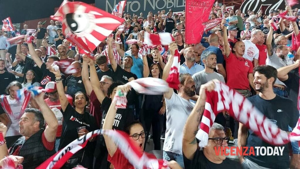 Lane in trasferta, più di 200 i tifosi allo stadio Pavesi