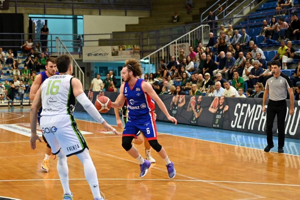 Serie B: La Civitus Allianz Vicenza cade a Faenza. Grande commozione per Samuel Dilas