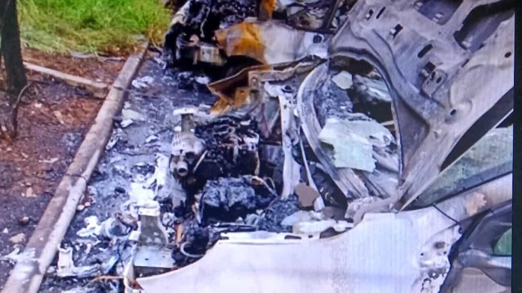 Incendiate le auto di una coppia, il piromane era l'ex compagno della donna
