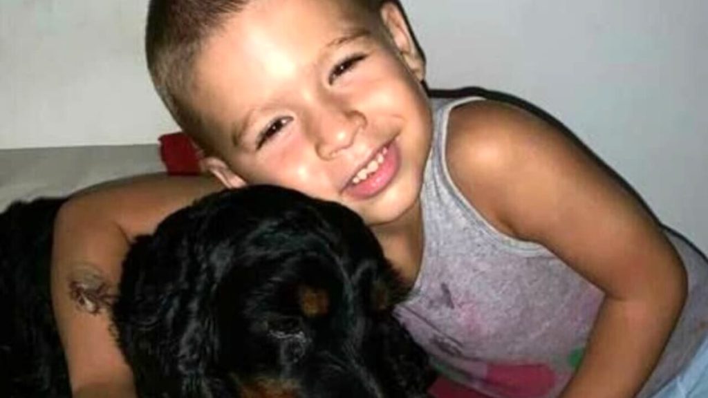 Morto annegato in piscina, al processo sotto accusa anche i genitori del piccolo Christian
