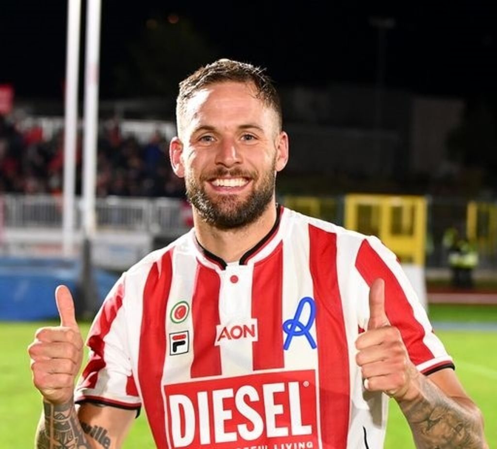 Arzignano Valchiampo-LR Vicenza: De Col e la dedica speciale al vigile del fuoco