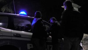 Rapina un giovane minacciandolo con una siringa sporca di sangue, arrestato dalla polizia