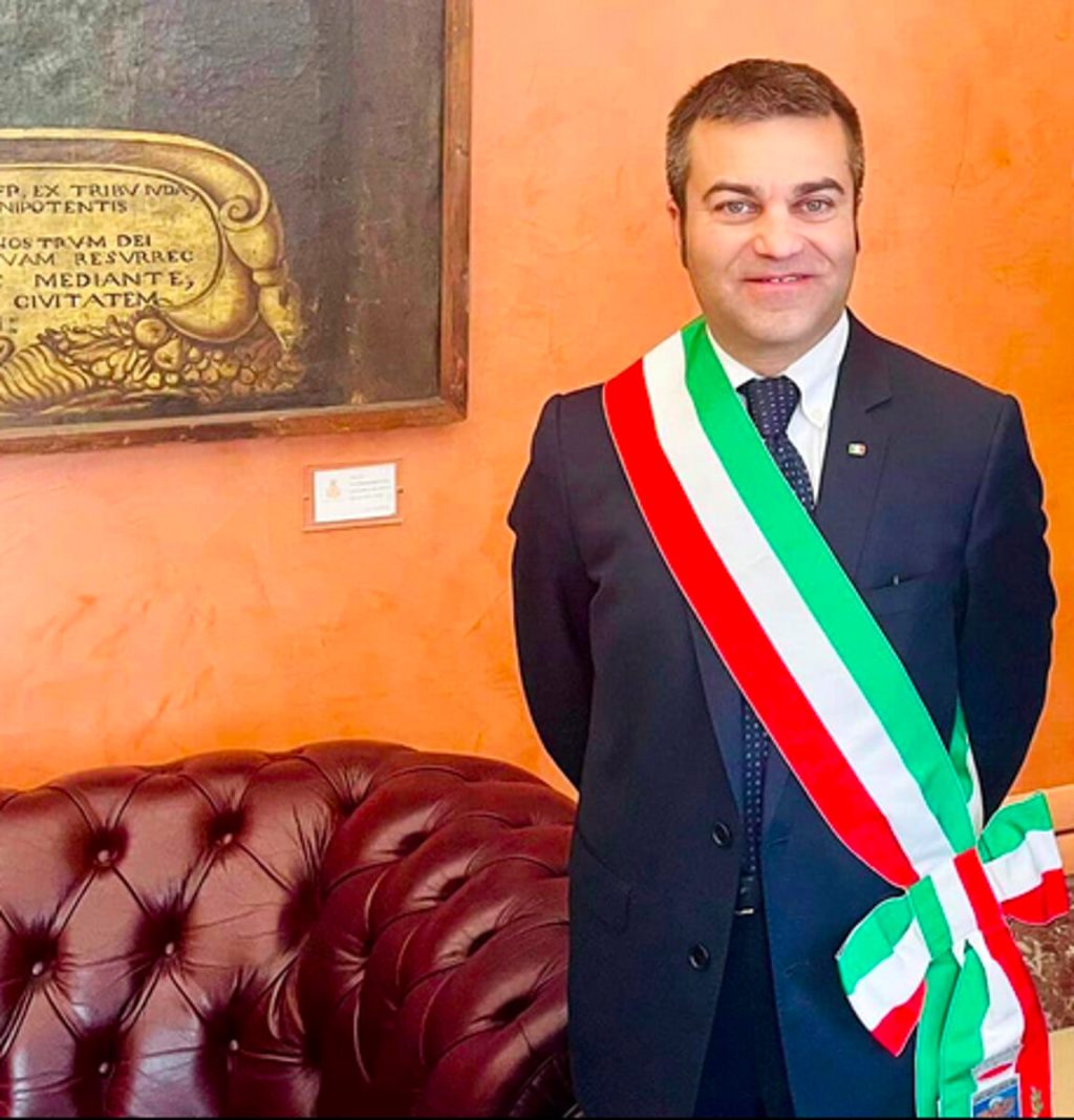 Ladri a casa del sindaco, il monito ai cittadini: "Prestate attenzione"