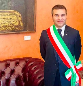 Ladri a casa del sindaco, il monito ai cittadini: "Prestate attenzione"