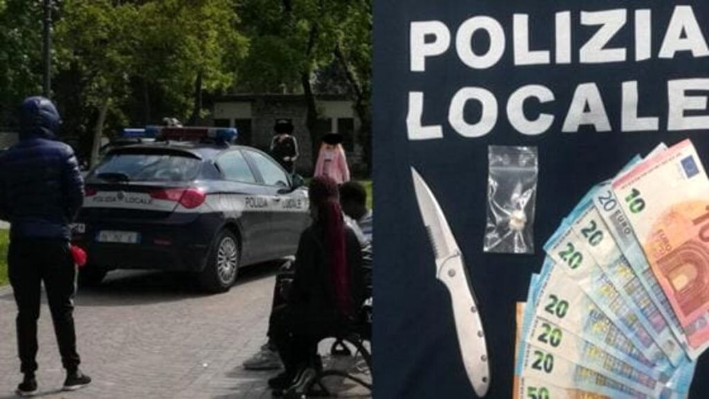 Sorpreso a cedere eroina in Campo Marzio, arrestato