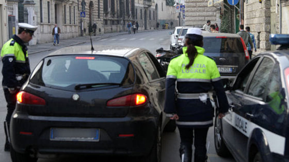 Vicenza tra le città più inquinate in Europa: «Serve transizione verso mezzi a zero emissioni»