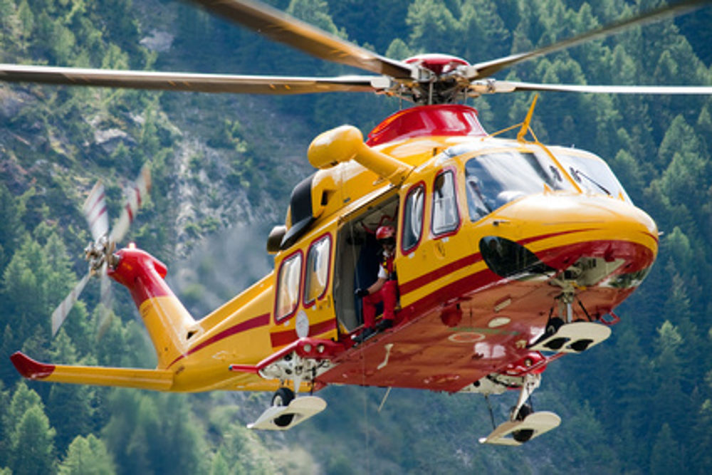 Cacciatore scivola in una scarpata, recuperato dal Soccorso alpino