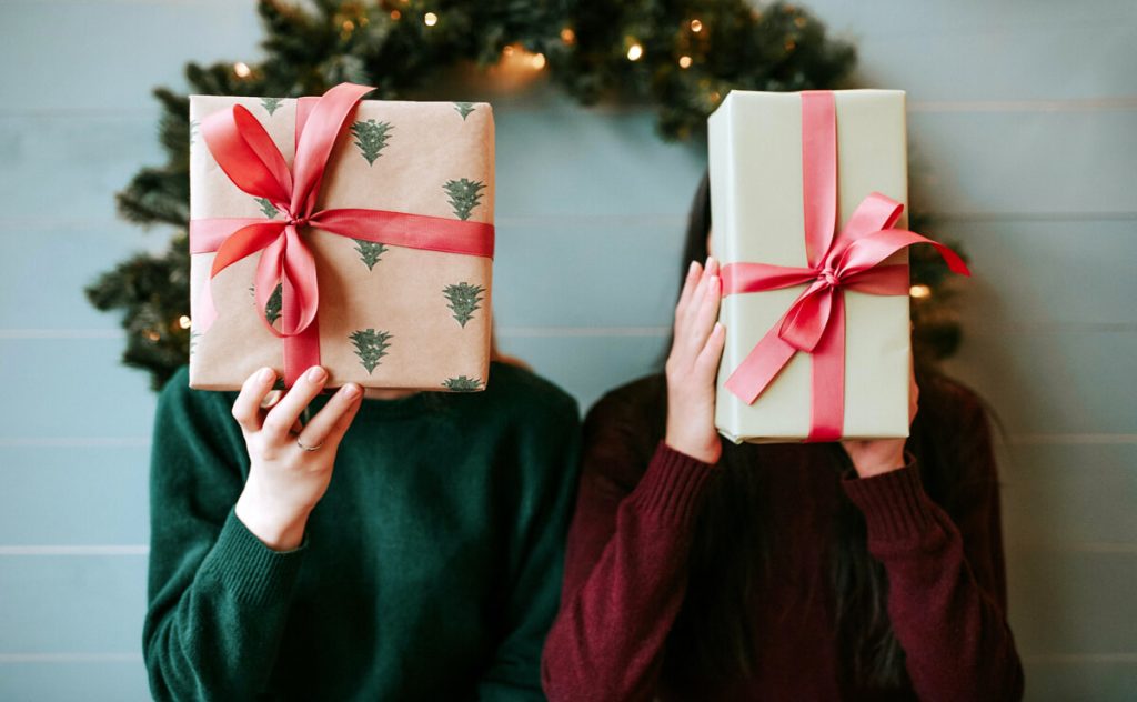 Biglietti di auguri e confezioni creative, per un Natale originale