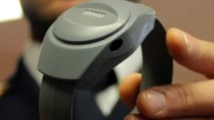Pedina ripetutamente la ex, arrestato stalker 45enne
