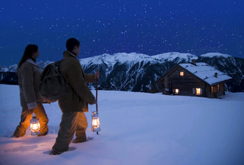 Ciaspolata guidata con astrofilo e telescopi, alla fine cena in rifugio