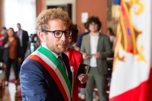 Stipendi d'oro e caso sicurezza: la giunta vicentina finisce sulla graticola