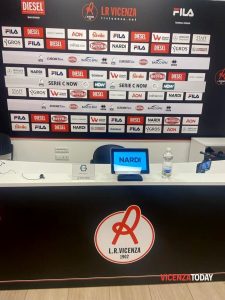 Il Mantova a Vicenza dà lezione di calcio