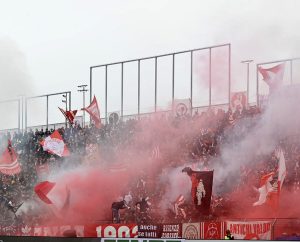 LR Vicenza: la Lanerossi Crew sospende il tifo