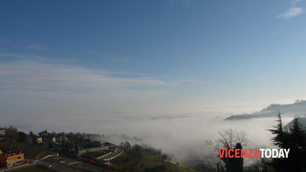 Meteo, le previsioni per il fine settimana: nebbia e temperature in salita
