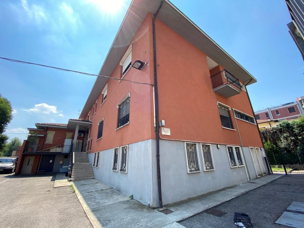 Albergo cittadino, si cerca un nuovo immobile per l’accoglienza