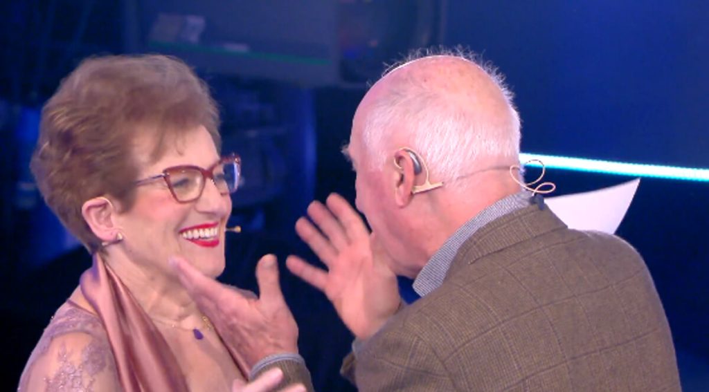 Il primo bacio non si scorda mai, Anna Maria ritrova il primo fidanzatino a "C'è posta per te"