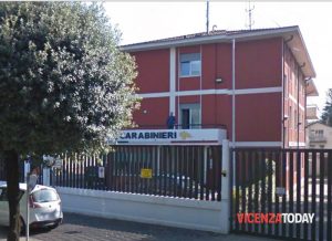 Aggressione all'ex convivente e resistenza ai carabinieri, arrestato un 32enne