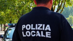 Imbrattamento di Palazzo Ghellini, identificati e denunciati due giovani