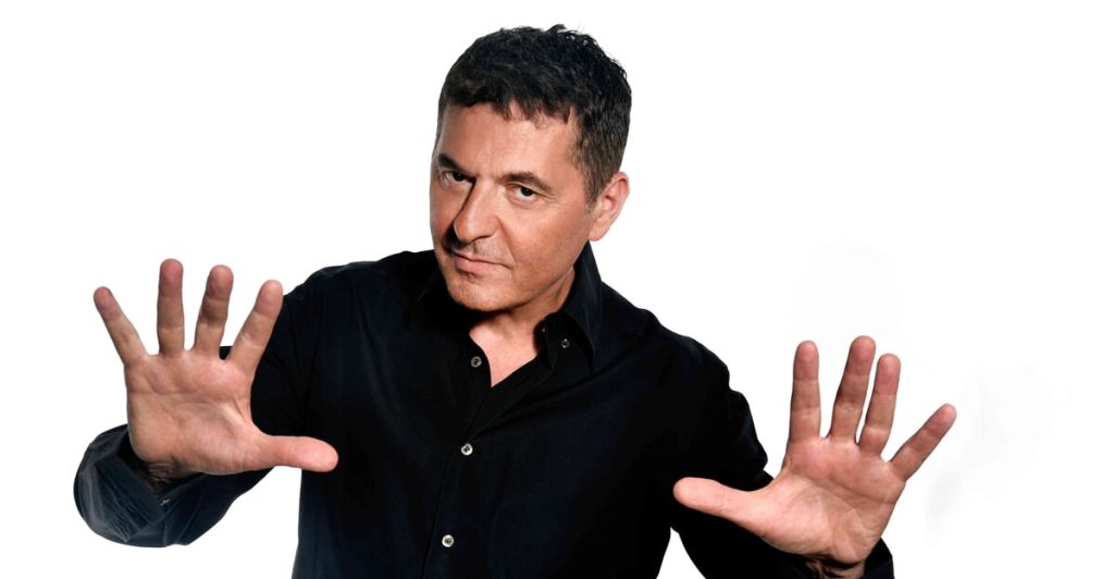 Il cabaret di Teo Mammucari: “Sarà capitato anche a voi” al Teatro Comunale di Vicenza