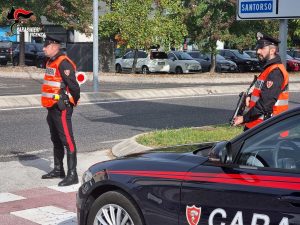 Rapina a un minore nel parcheggio, nei guai due diciasettenni