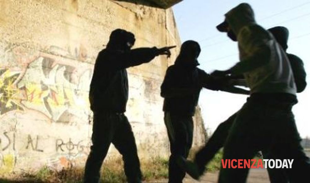 Militare Usa rapinato in città, gli aggressori sono due minori