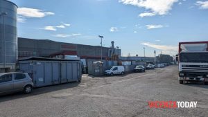 Camionista trovato morto in zona industriale: inutilli i soccorsi