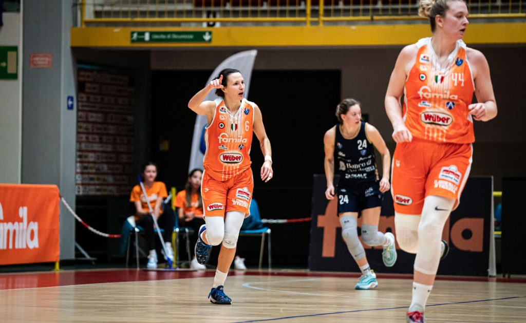 Al PalaRomare vittoria preziosa del Famila Schio sulla Dinamo Sassari